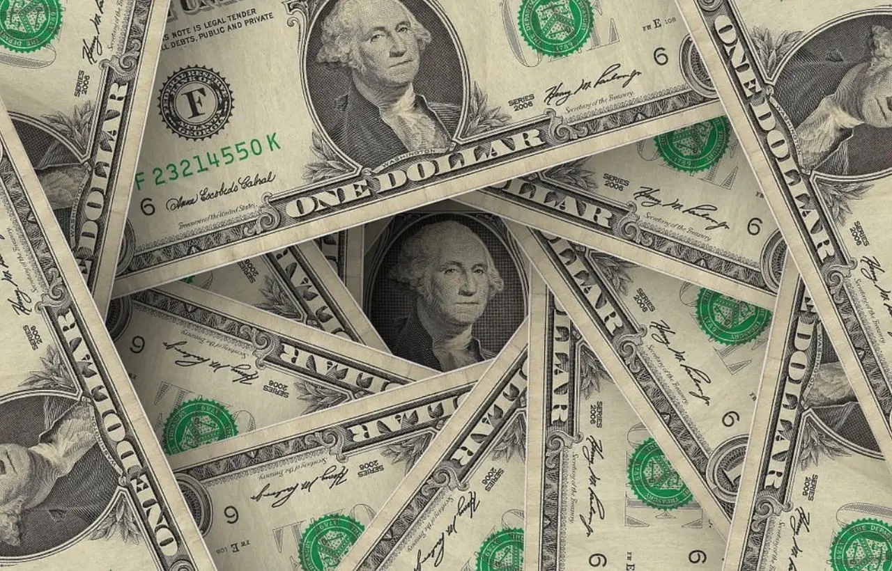 La increíble cantidad de dinero que tendrías hoy si guardaste 20 mil dólares desde 1989