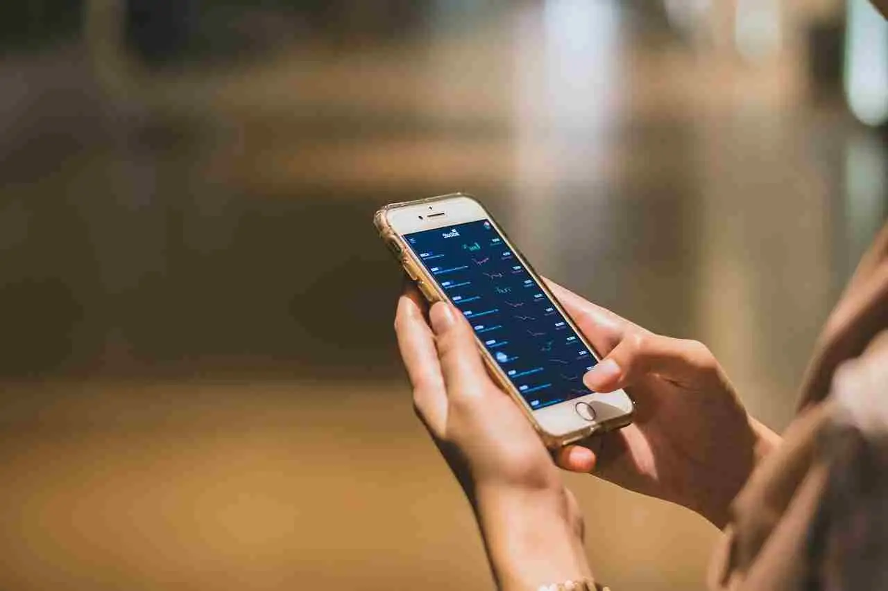 Llamadas de números extraños: descubre cómo han conseguido tus datos personales